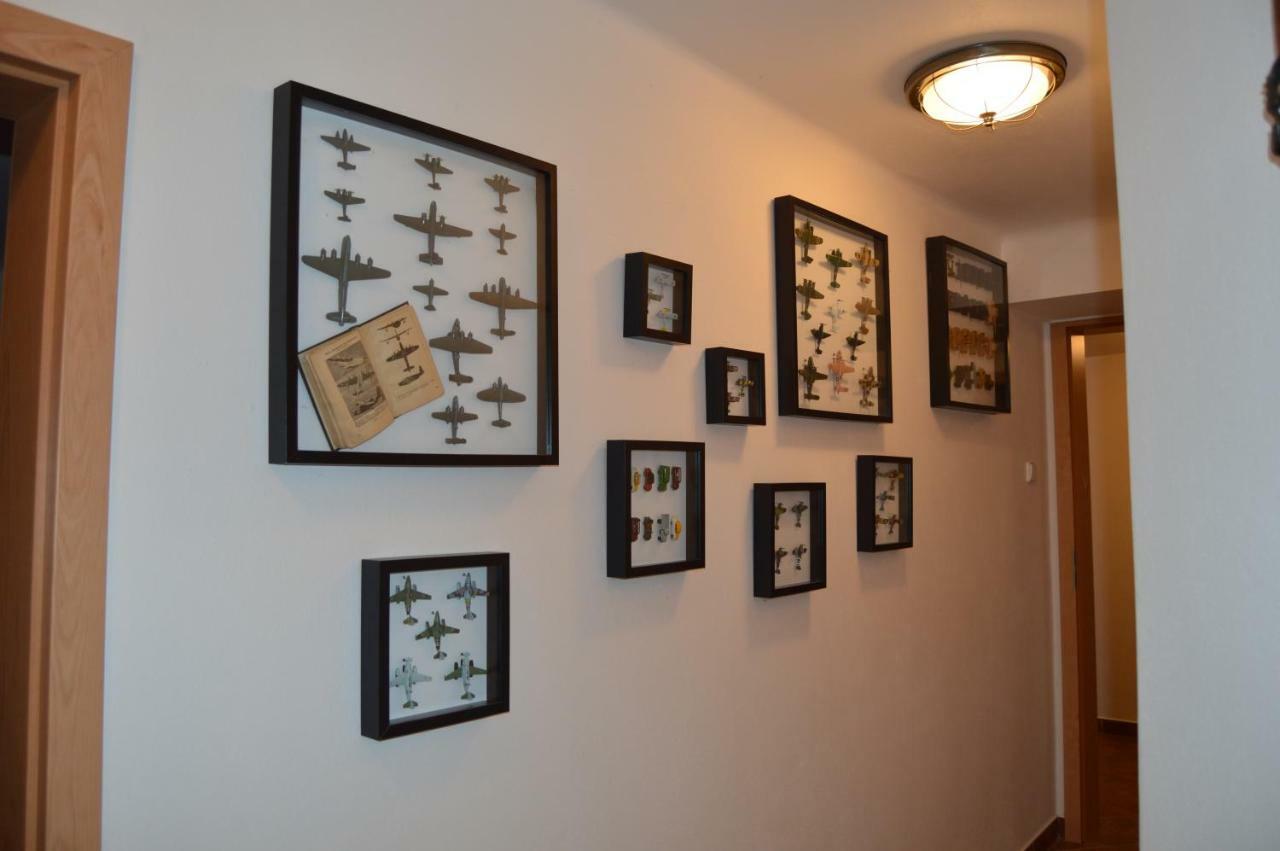 Budyne Apartment Budyne nad Ohri Екстер'єр фото