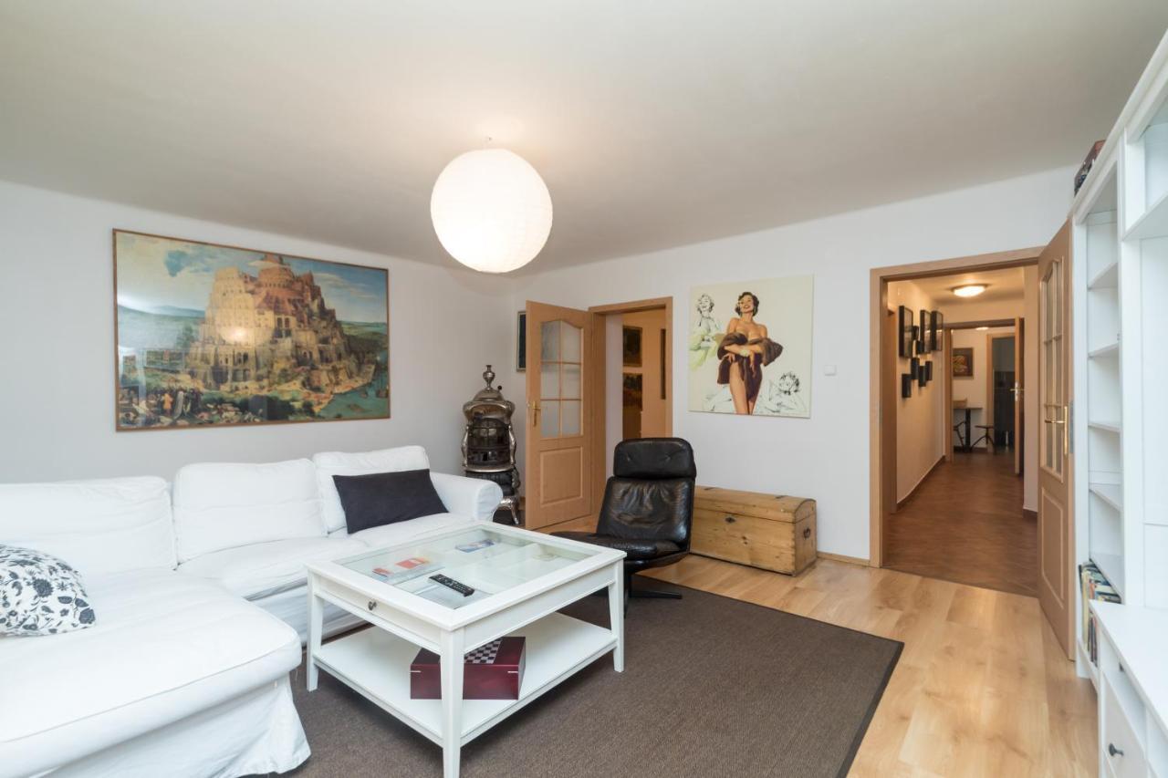 Budyne Apartment Budyne nad Ohri Екстер'єр фото